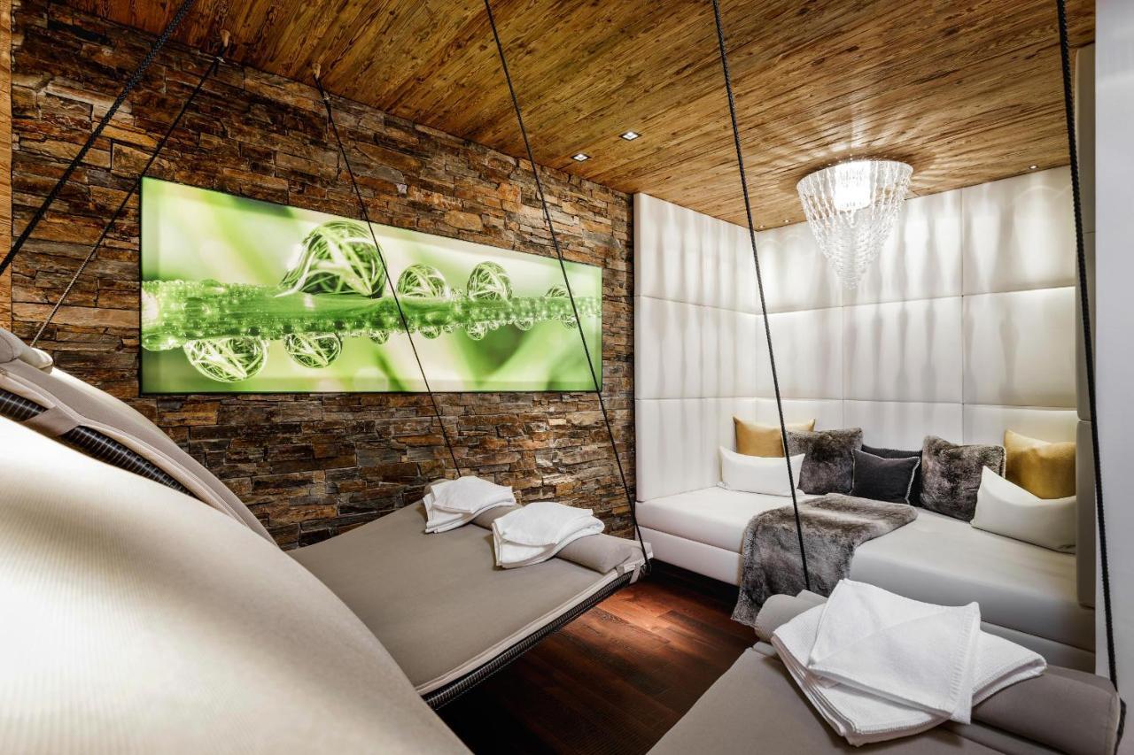 Alpinlounge Raetia Appartements Ischgl Exterior photo