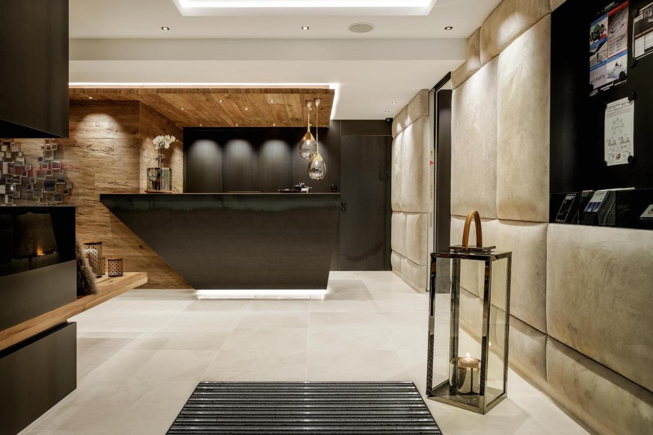Alpinlounge Raetia Appartements Ischgl Exterior photo