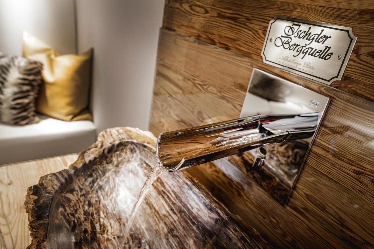 Alpinlounge Raetia Appartements Ischgl Exterior photo